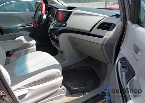 2012 Toyota Sienna Base from USA, damaged, VIN 5TDKA3DCXCS012945